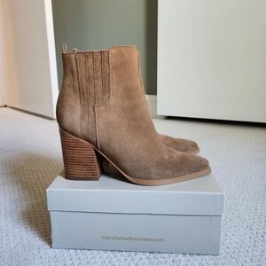 MARC FISHER OSHAY SUEDE LEATHER WESTERN BOOTIES SZ 10